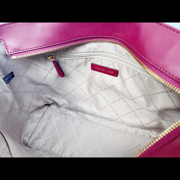 Michael Kors Jet Set Medium Front Pocket Chain Top Zip Tote Mulberry Leather - Picture 5 of 6